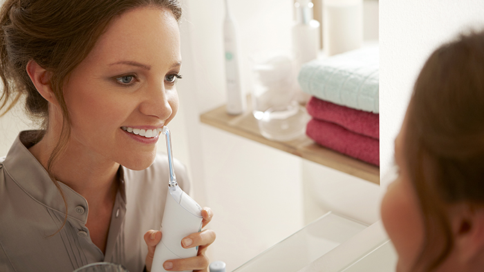 Flossing power flosser